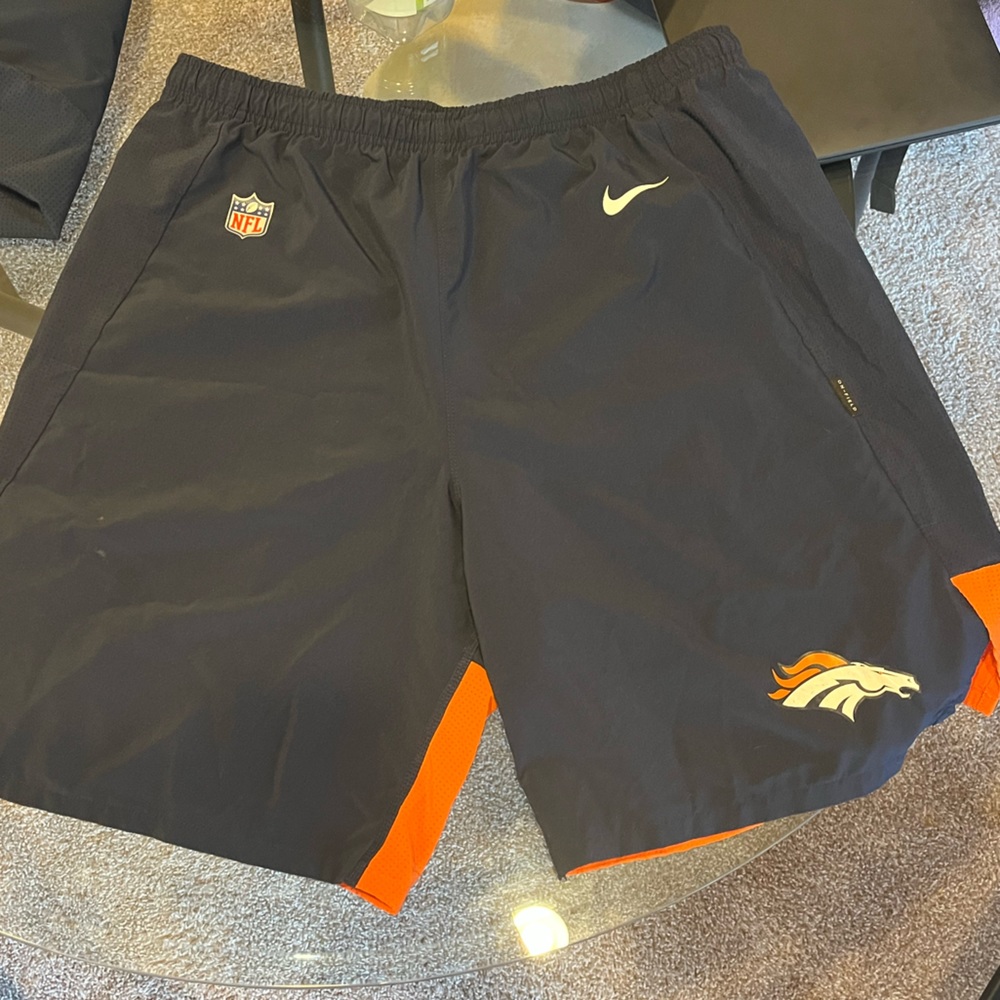 Denver Broncos Nike On Field shorts